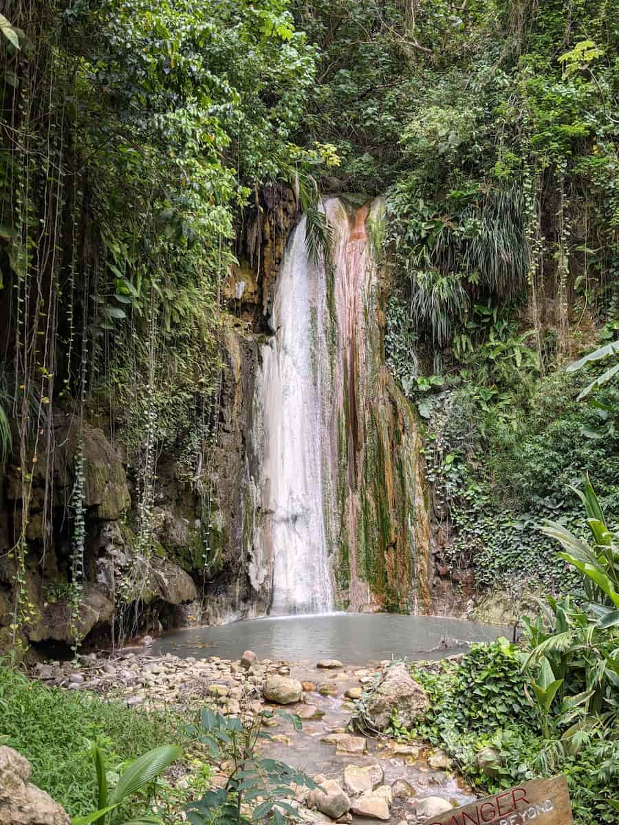 Diamond Falls Botanical Gardens