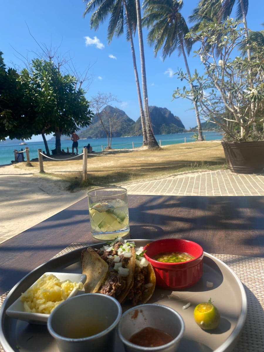 Marimegmeg Beach, Palawan