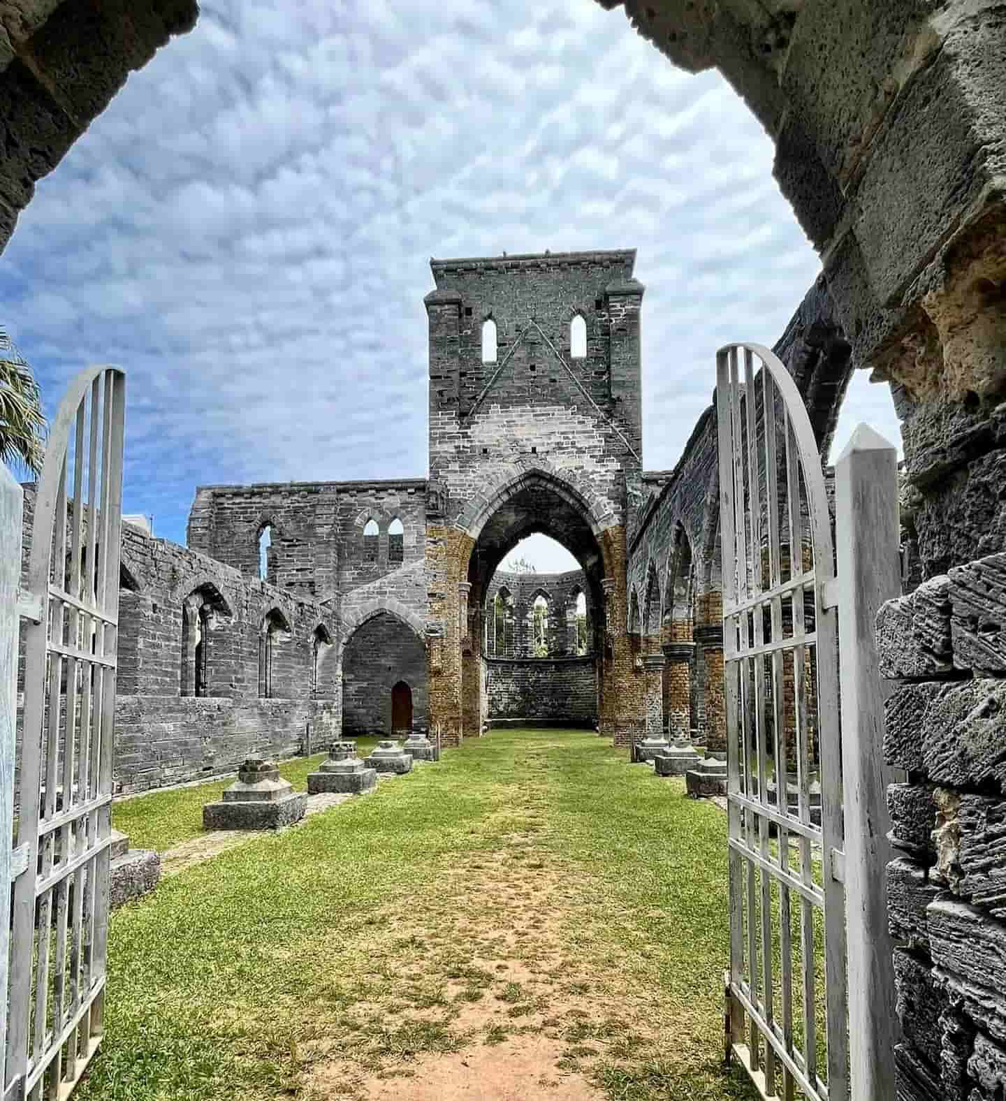 фсUnfinished Church, Bermuda