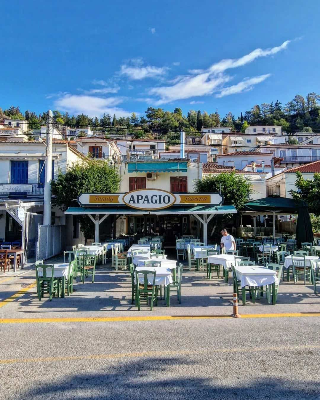 Apagio Family Taverna