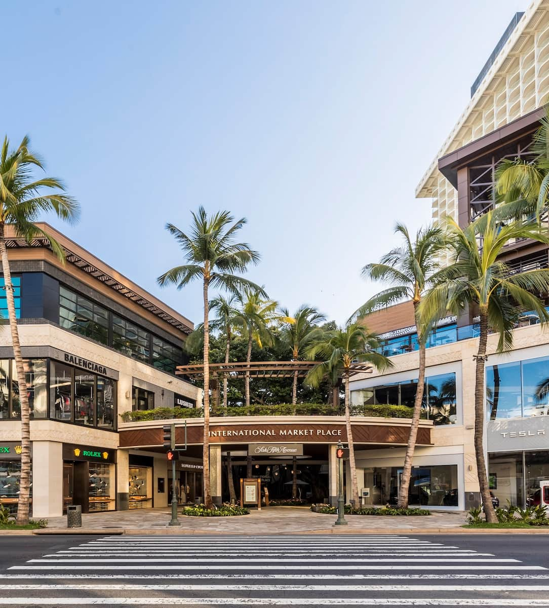 Kalakaua Ave