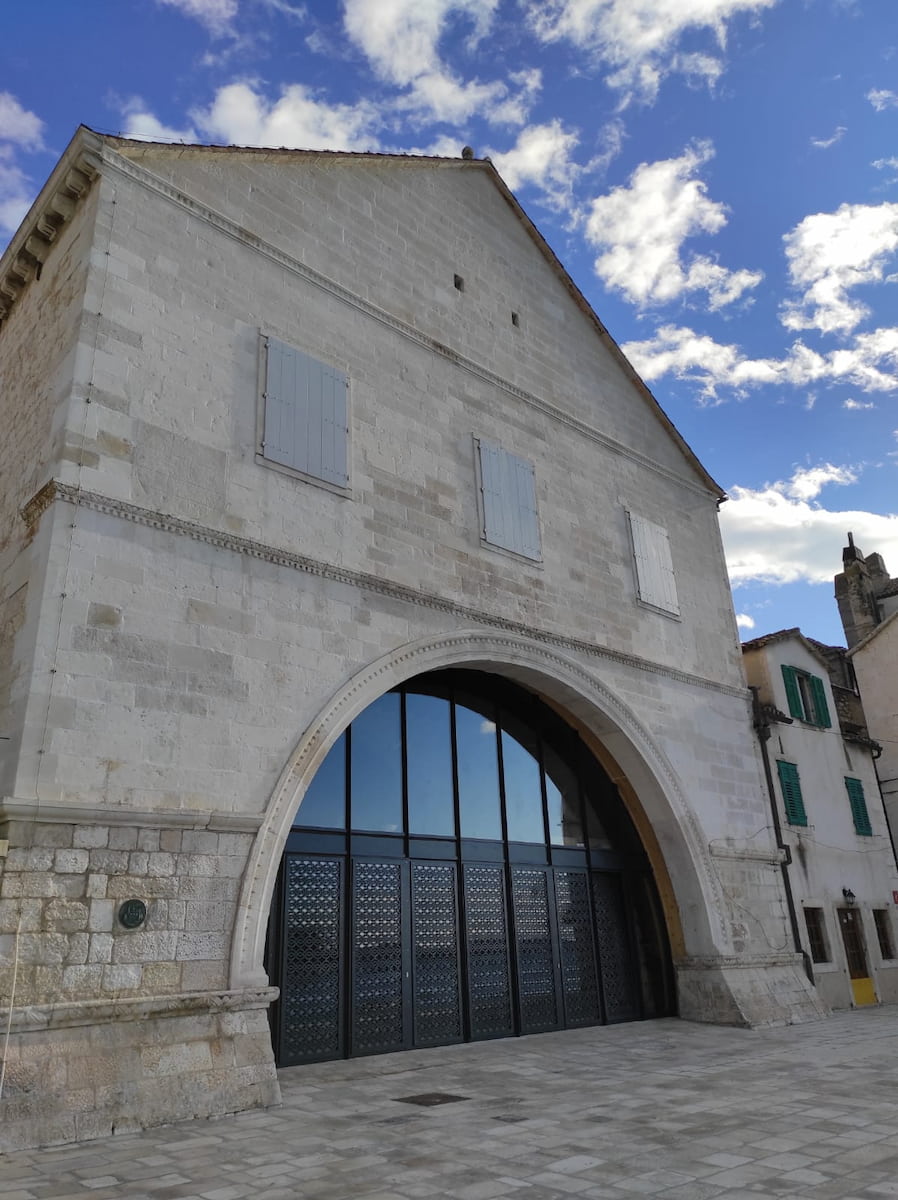 Hvar Town, The Arsenal